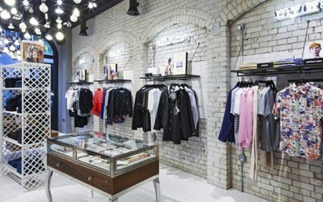 Thi công shop quần áo tại vinh