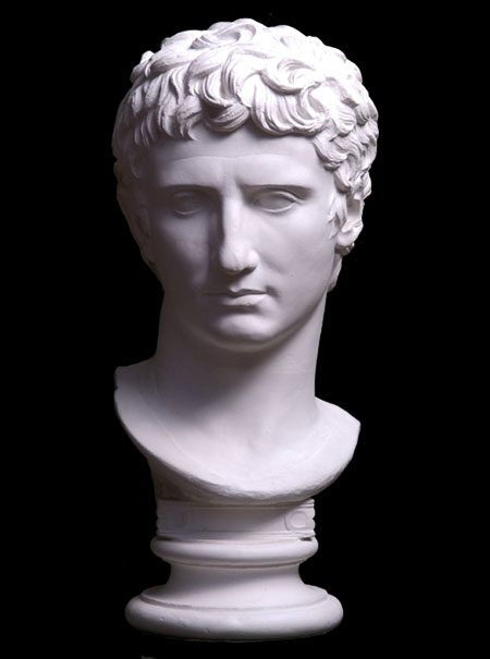 đắp tượng thạch cao tại Nghệ An