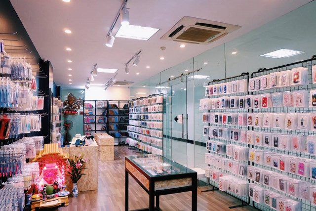 Thi công shop phụ kiện điện thoại tại Hà Tĩnh