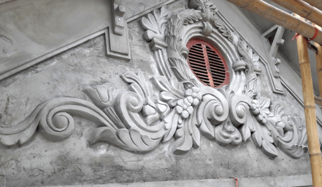 đắp phù điêu hoa văn mặt tiền biệt thự