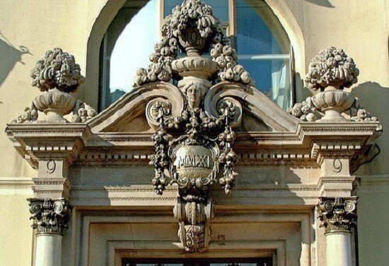 đội thợ đắp phù điêu hoa văn biệt thự lâu đài 5